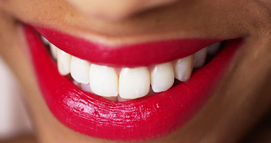 5 Tips for On-The-Go Teeth Whitening